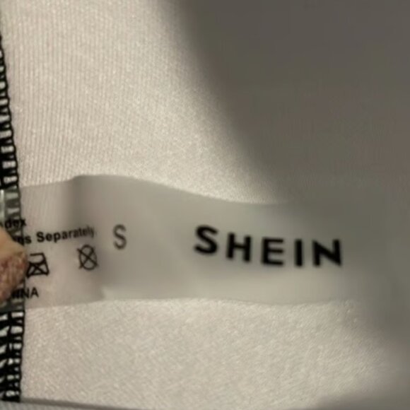 Shein Halter Black Floral Sweetheart Neck Swimsuit Size Small M-304 - Picture 3 of 4